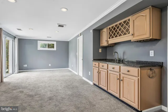 $3,500 | 3412 Ramsgate Terrace, Alexandria, VA 22309