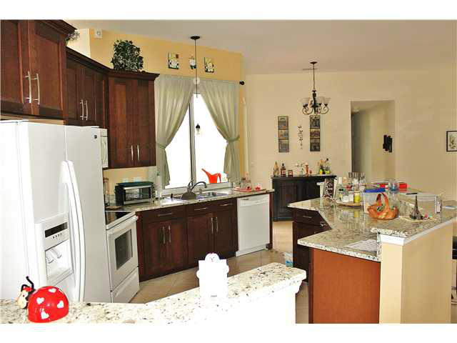 2449 Southwest Galiano Road Port St. Lucie, FL 34987 - Photo 6 of 10 373079_501_18