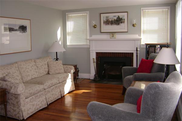16 Tennyson Road Reading, MA 01867 - Photo 4 of 30 Gallery Image 4