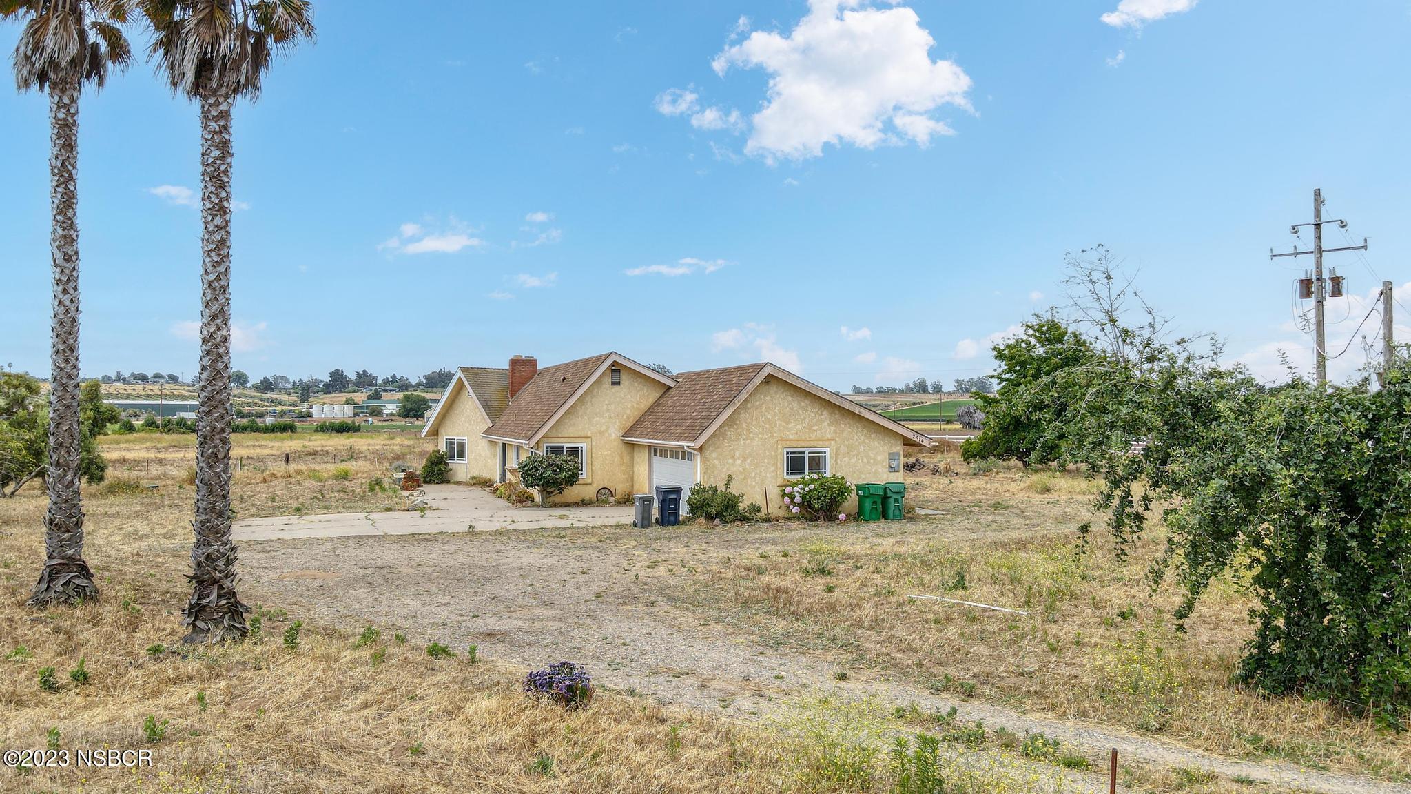 2514 Telephone Road Santa Maria, CA 93454 - Photo 25 of 33 driveway to house