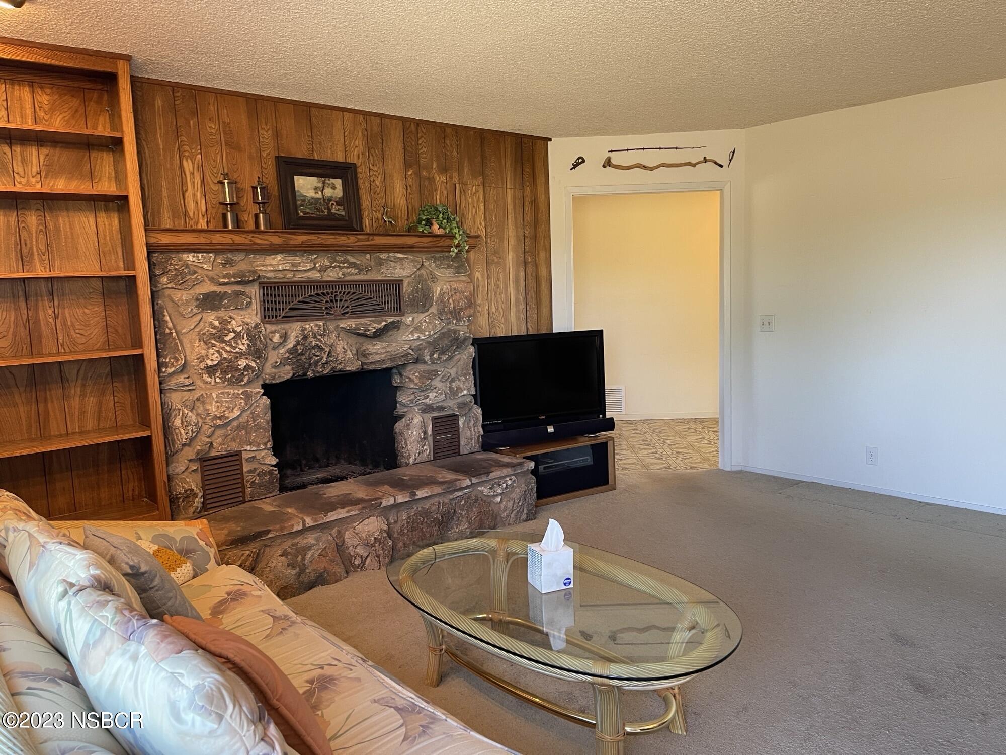 2514 Telephone Road Santa Maria, CA 93454 - Photo 9 of 33 family room 2