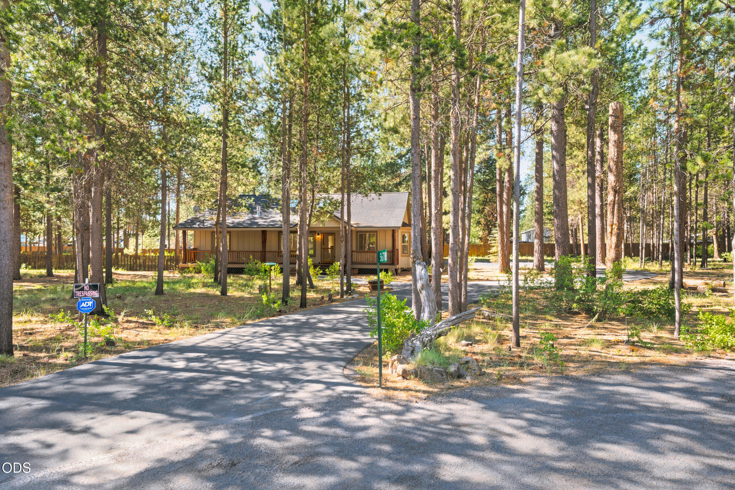 56718 Bandley Road Bend, OR 97707 - Photo 41 of 50