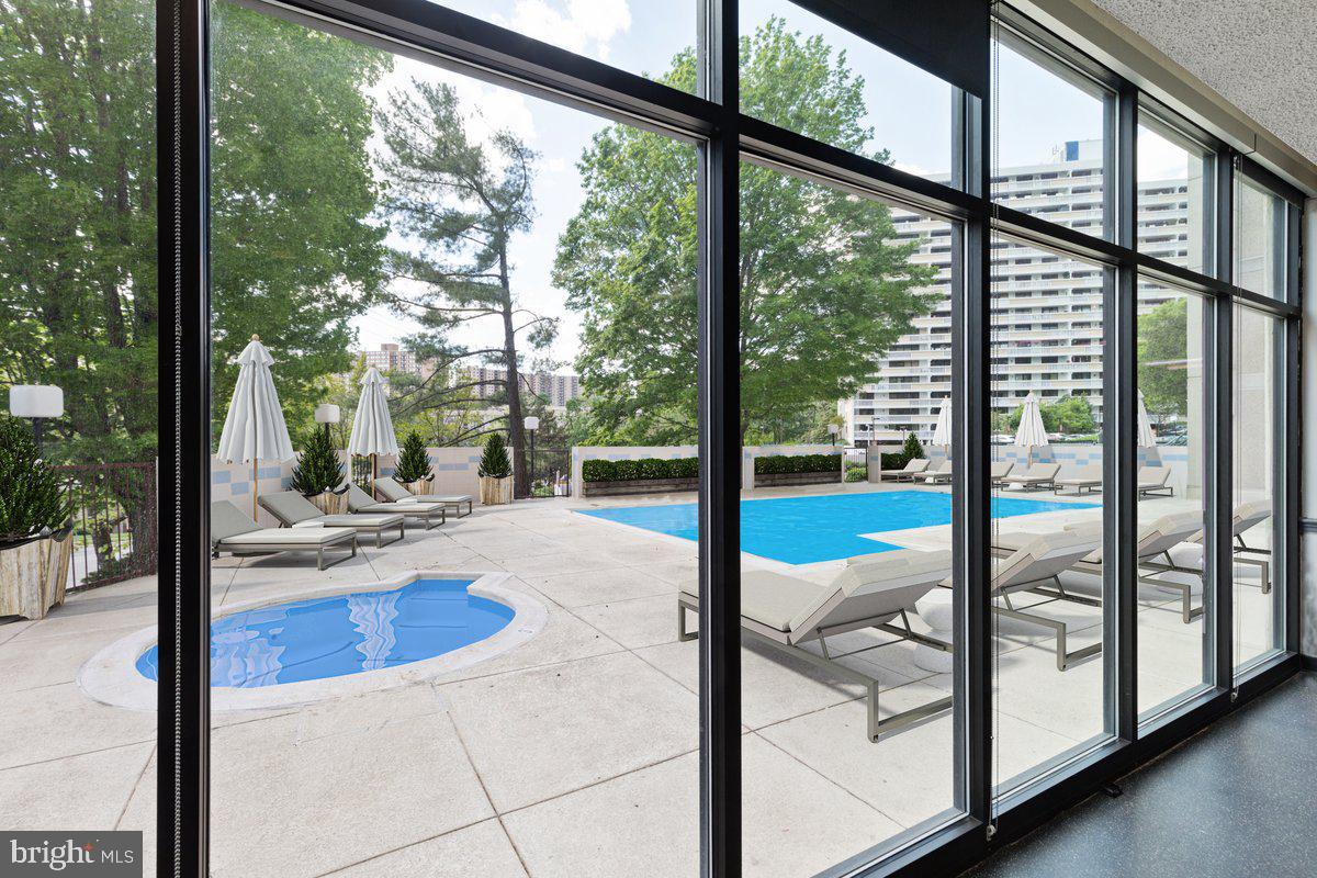 5911 Edsall Road, Unit PH02 Alexandria, VA 22304 - Photo 19 of 23 Pool