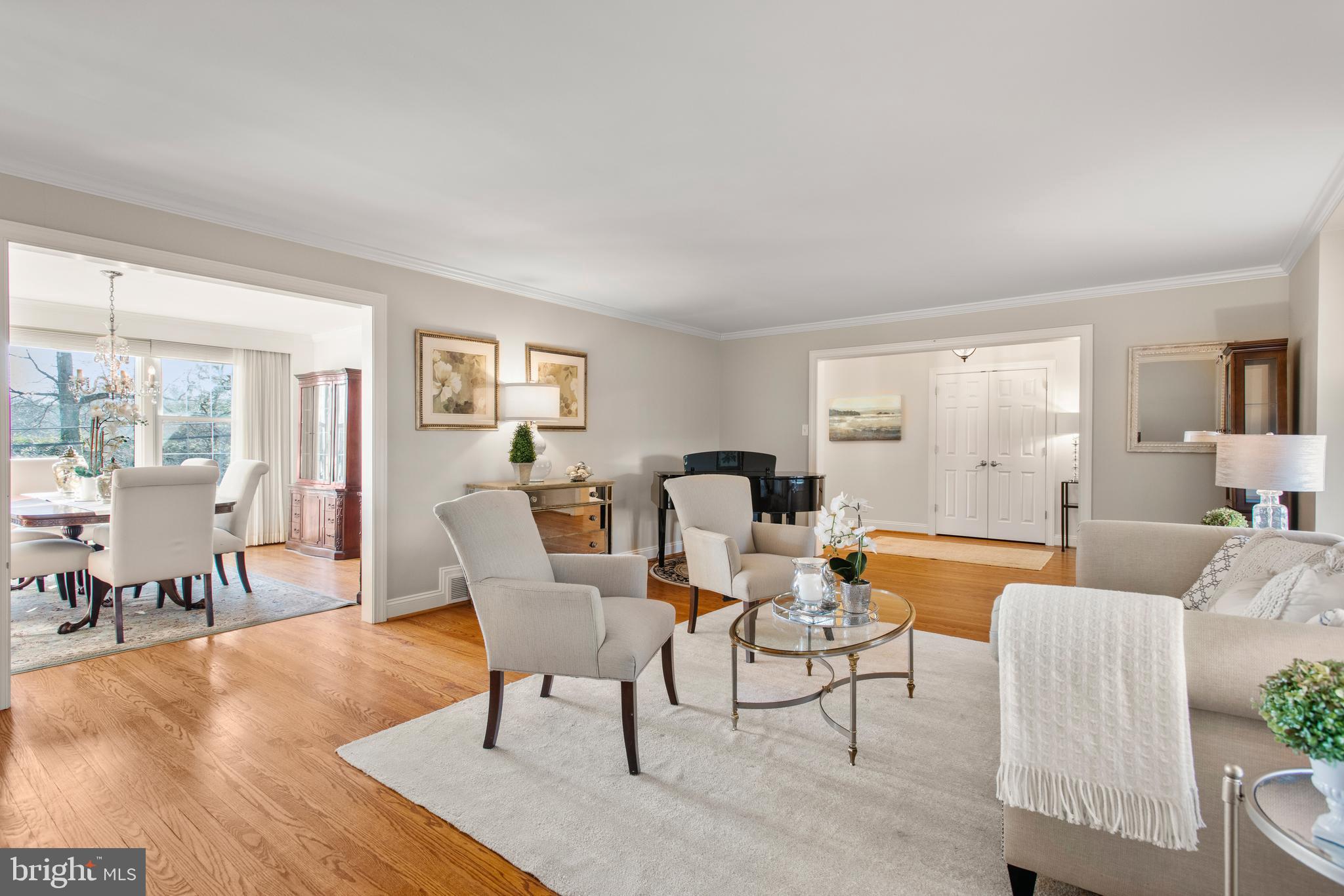 1040 Great Springs Road Bryn Mawr, PA 19010 - Photo 10 of 50 a living room with furniture and wooden floor