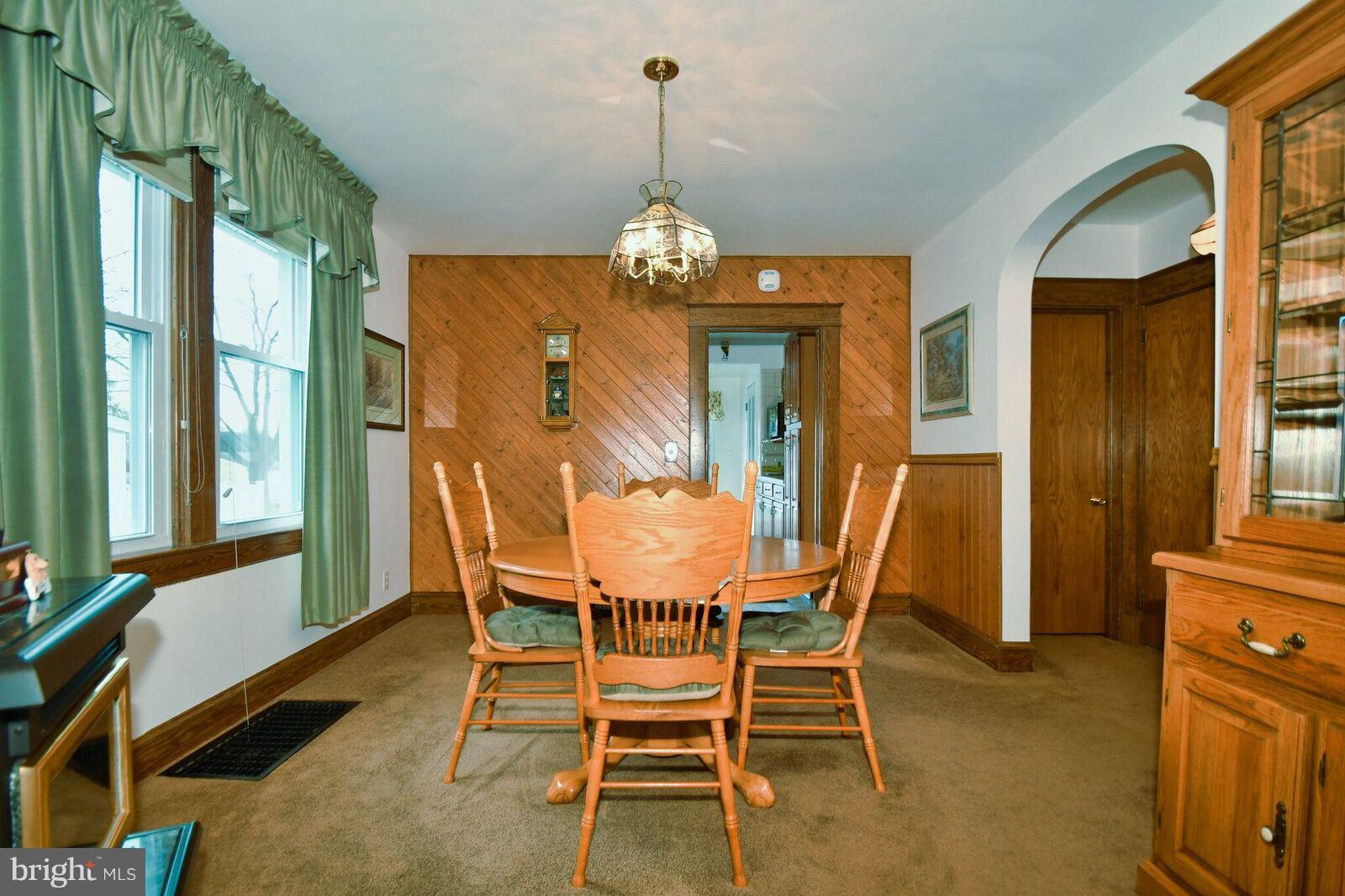 2804 Sparrows Point Road Baltimore, MD 21219 - Photo 15 of 47 Dining Room
