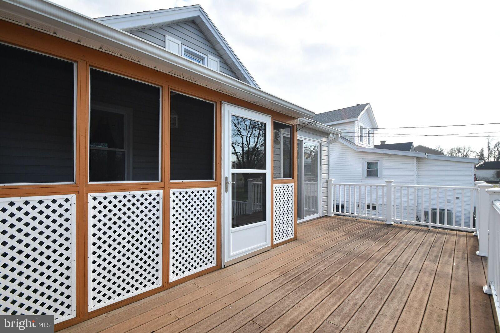 2804 Sparrows Point Road Baltimore, MD 21219 - Photo 40 of 47 Exterior Rear