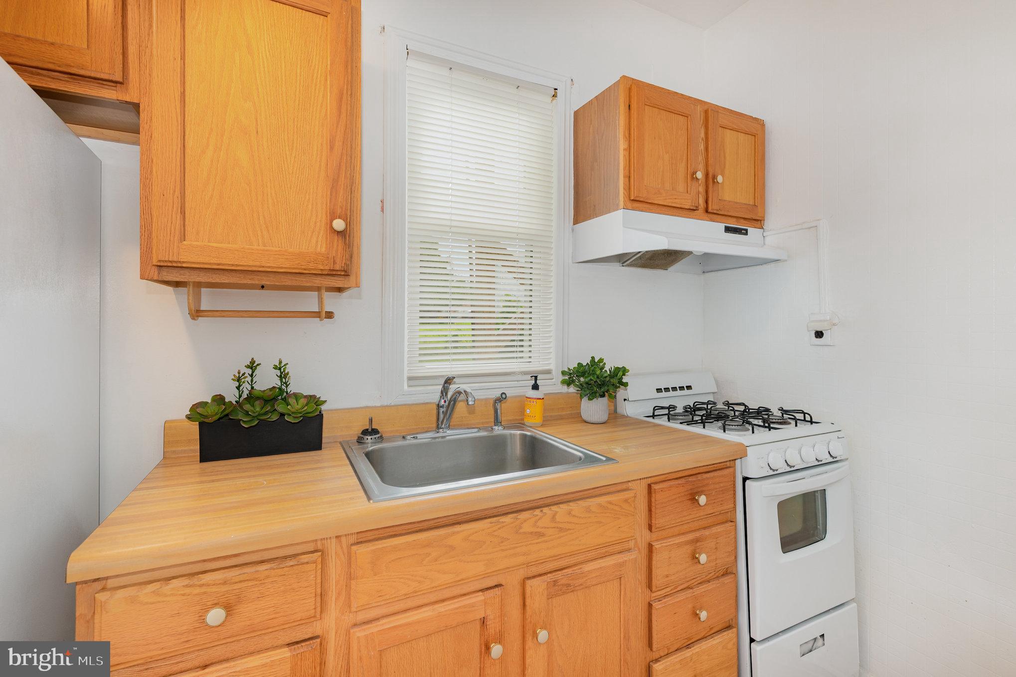 5005 Catalpha Road Baltimore, MD 21214 - Photo 27 of 31 Gallery Image 27