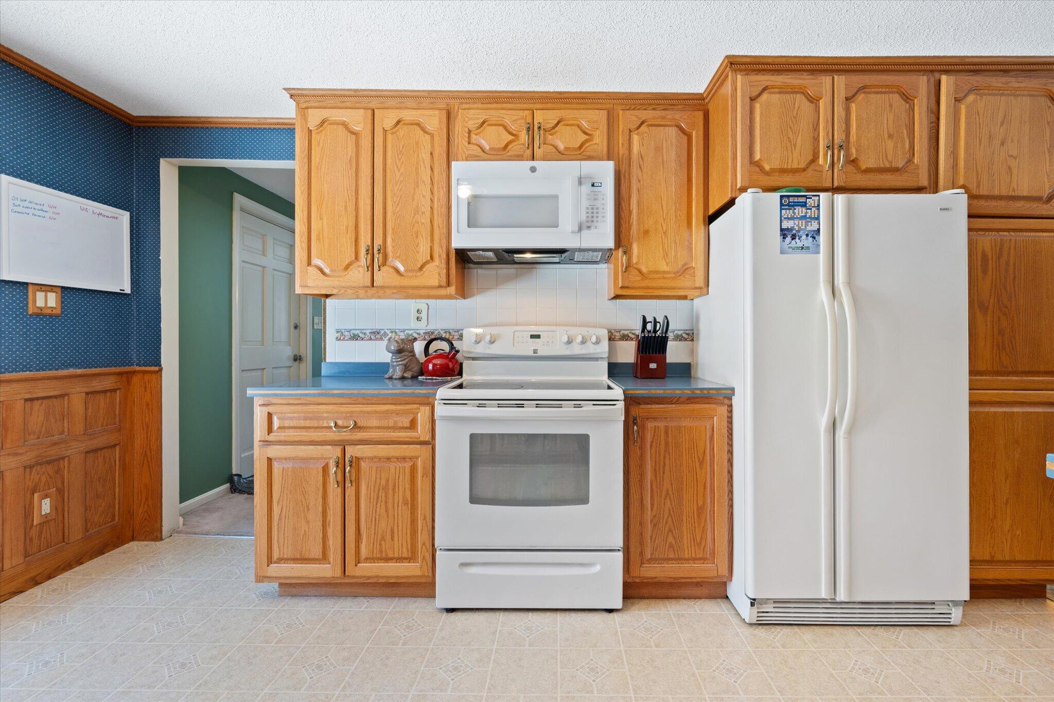 142 Ichabod Lane Hampden, ME 04444 - Photo 14 of 52 17-Kitchen