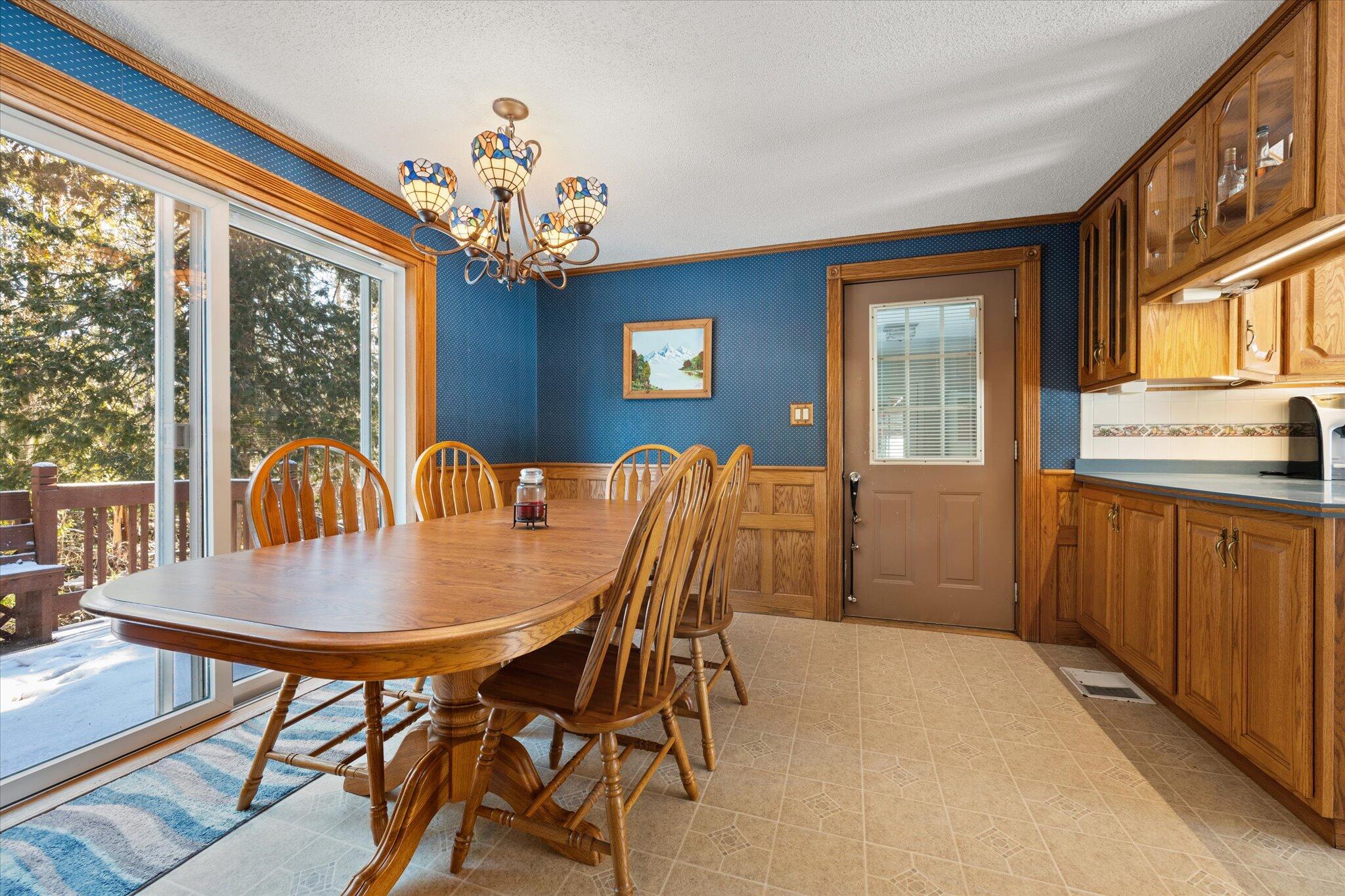 142 Ichabod Lane Hampden, ME 04444 - Photo 17 of 52 09-Dining