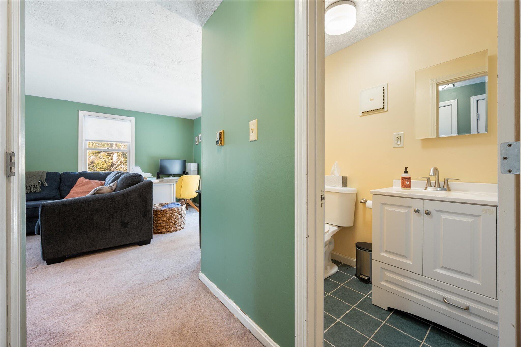 142 Ichabod Lane Hampden, ME 04444 - Photo 20 of 52 19-Bathroom