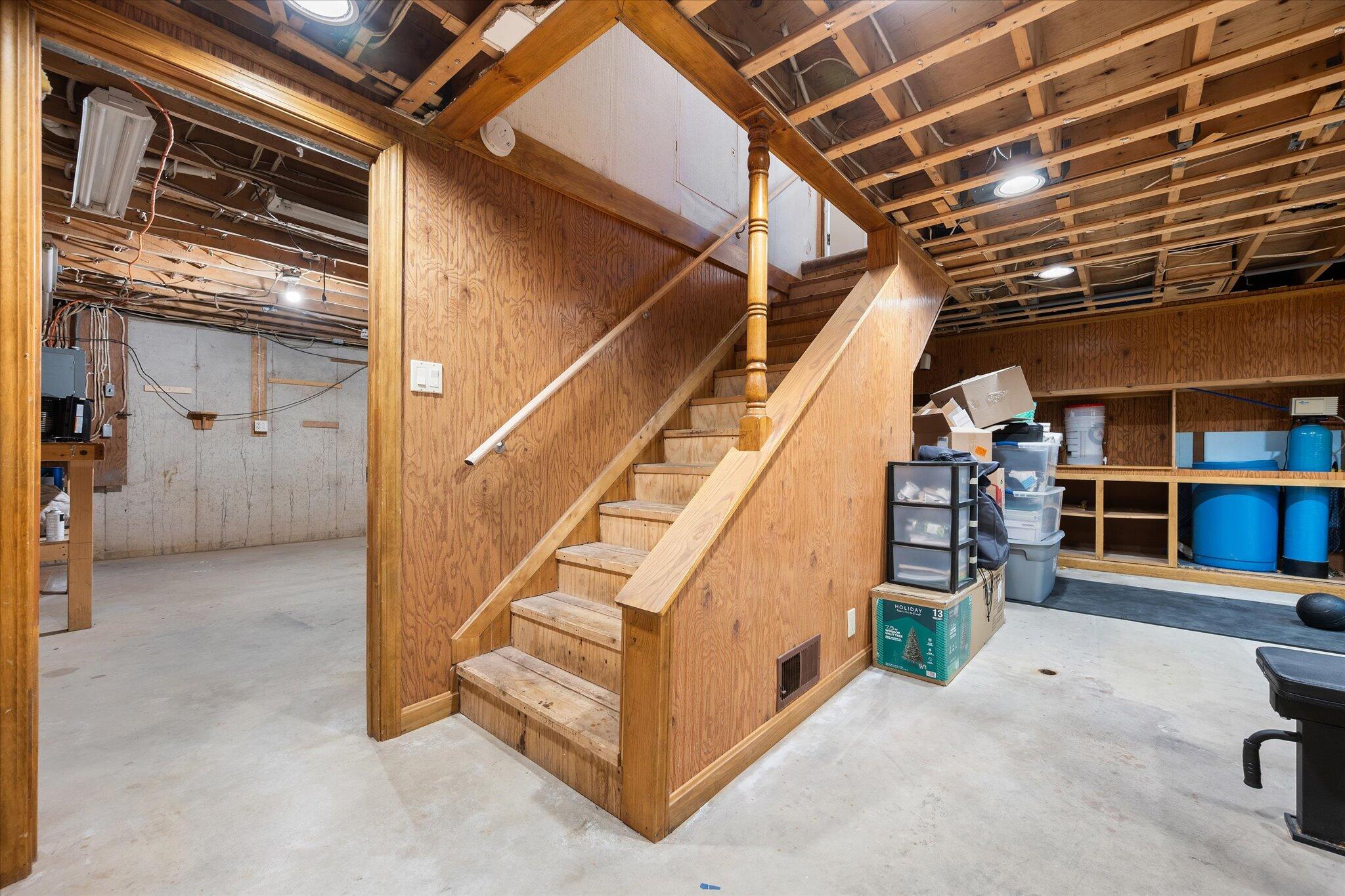 142 Ichabod Lane Hampden, ME 04444 - Photo 37 of 52 37-Basement