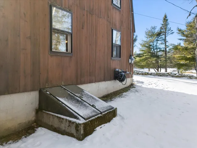 $349,900 | 142 Ichabod Lane, Hampden, ME 04444