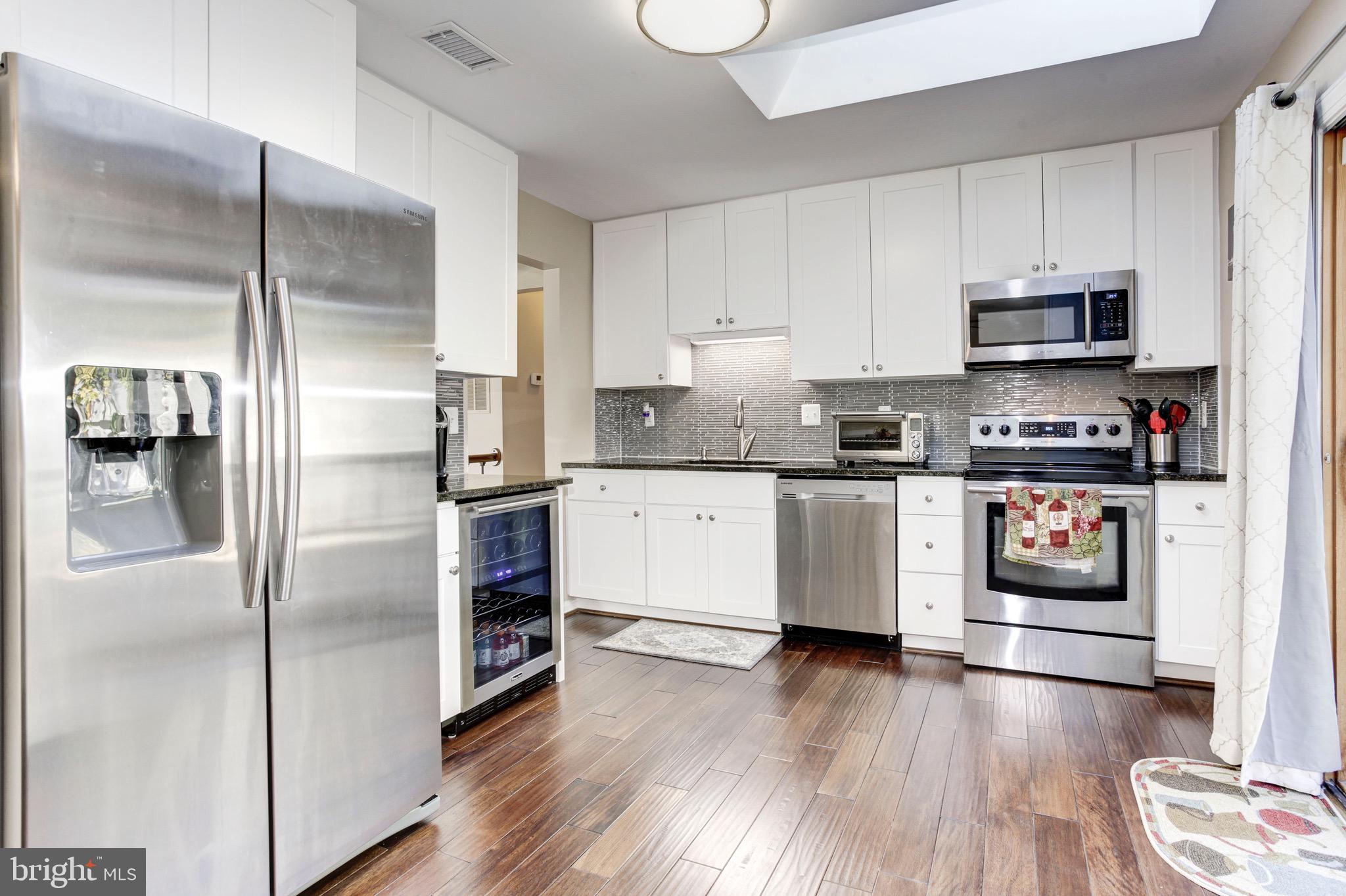 9010 Triple Ridge Road Fairfax Station, VA 22039 - Photo 15 of 59 Stainless Steel Applicances