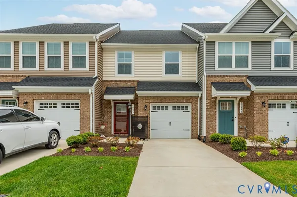 $360,000 | 10837 Genito Sq Drive, Midlothian, VA 23112