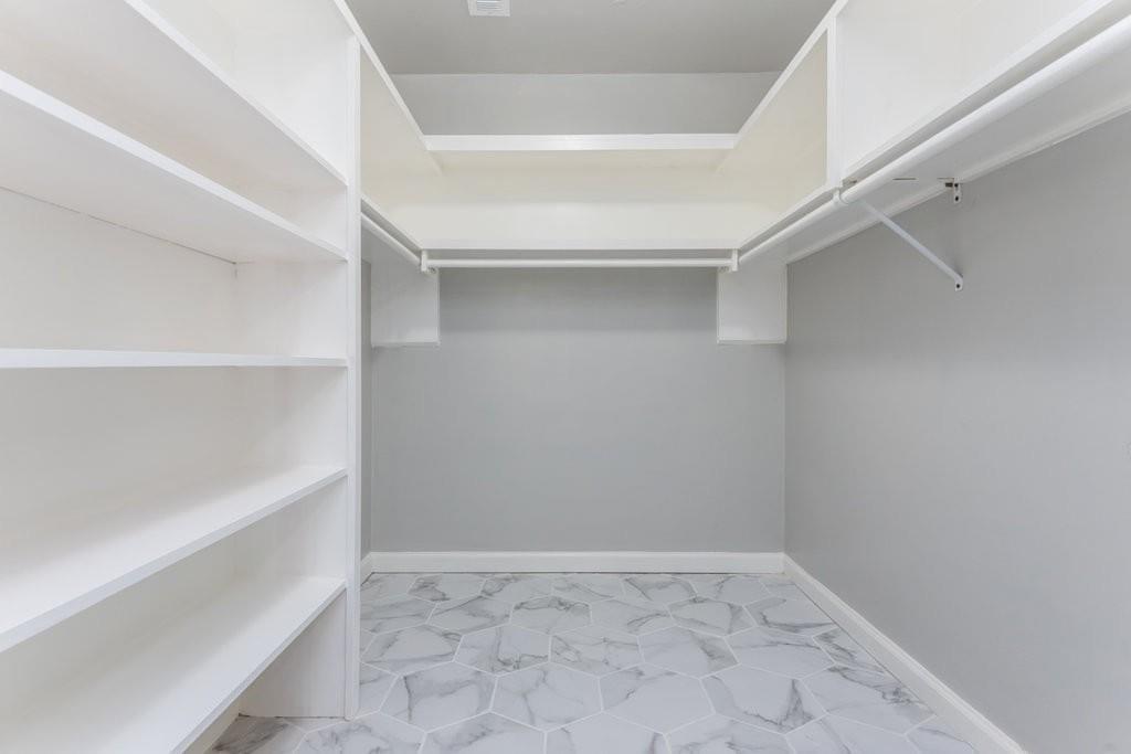 2914 Lenox Road Northeast, Unit 19 Atlanta, GA 30324 - Photo 22 of 48 Gallery Image 22