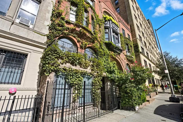 $3,850,000 | 255 West 70th Street | Upper West Side
