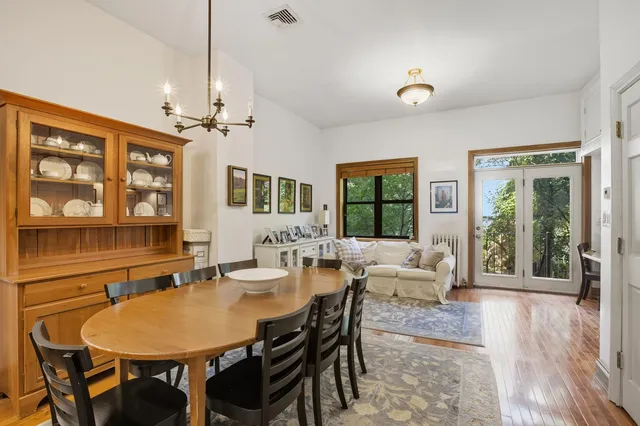 $3,850,000 | 255 West 70th Street | Upper West Side