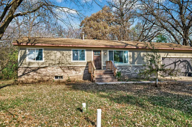 $355,000 | 14904 Highway 10, Elk River, MN 55330