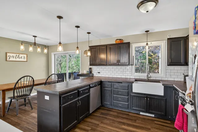 $355,000 | 14904 Highway 10, Elk River, MN 55330