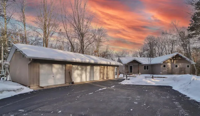 $775,000 | 13632 Piney Lane, Merrifield, MN 56465