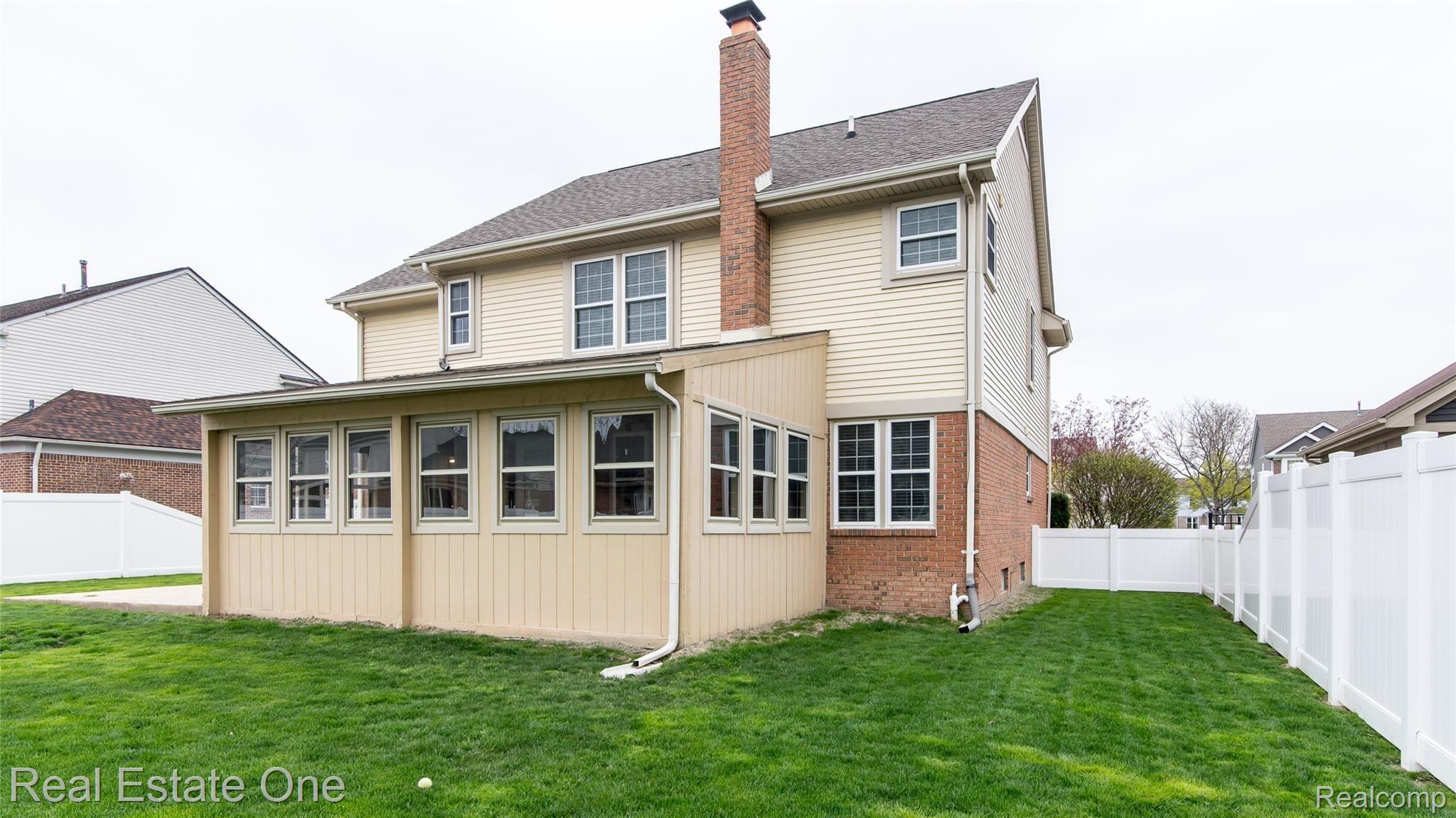 45669 Radnor Road Canton, MI 48187 - Photo 52 of 60 011_66.jpg