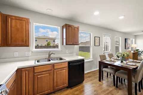 $310,000 | 214 Brown Street, Hutto, TX 78634