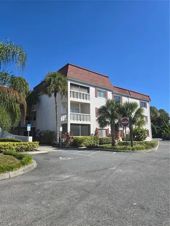$1,650 | 2225 Holden Avenue, Unit 209, Orlando, FL 32839