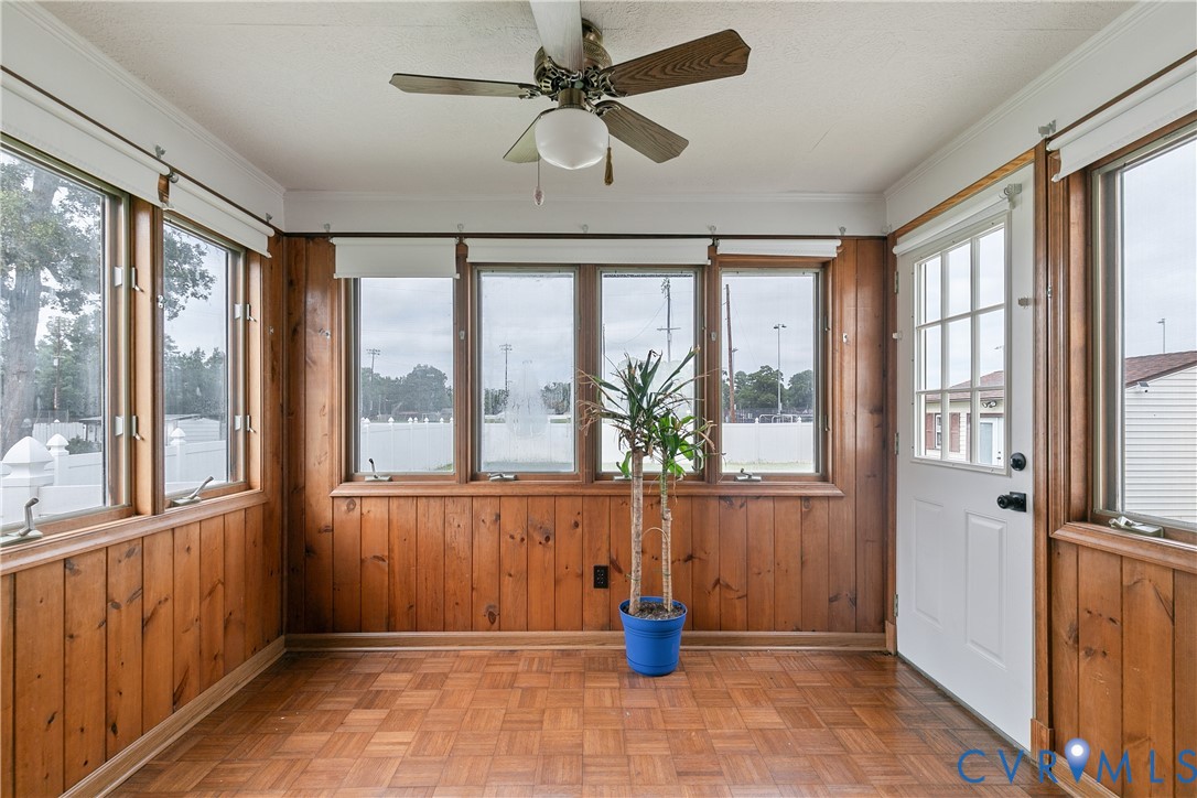 908 Yorkshire Road Colonial Heights, VA 23834 - Photo 15 of 34 Bright morning room with access to backyard