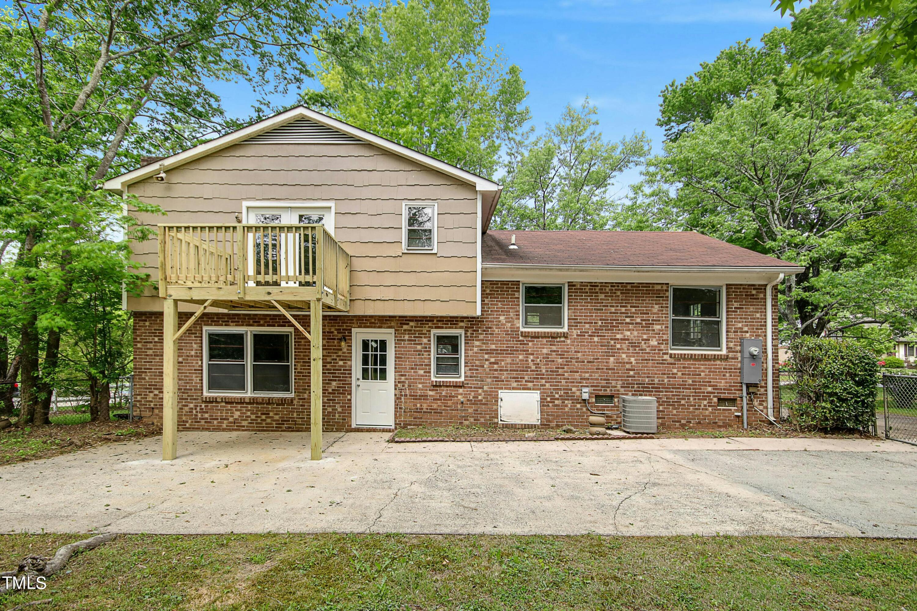 606 Rippling Stream Road Durham, NC 27704 - Photo 20 of 26 027-462134-IMG_2922_HDR