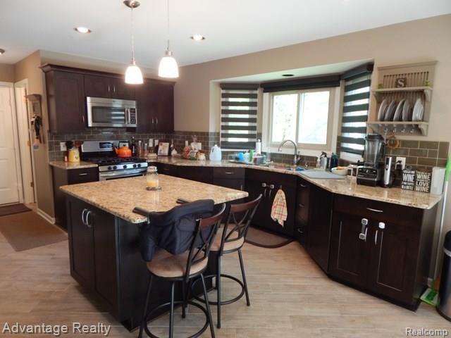 52202 Boland Road New Baltimore, MI 48047 - Photo 15 of 35 DSCN8025.JPG