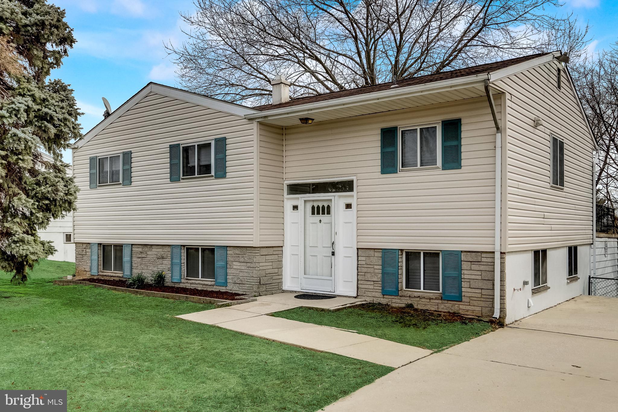 7615 Blue Grass Road Baltimore, MD 21237 - Photo 1 of 54