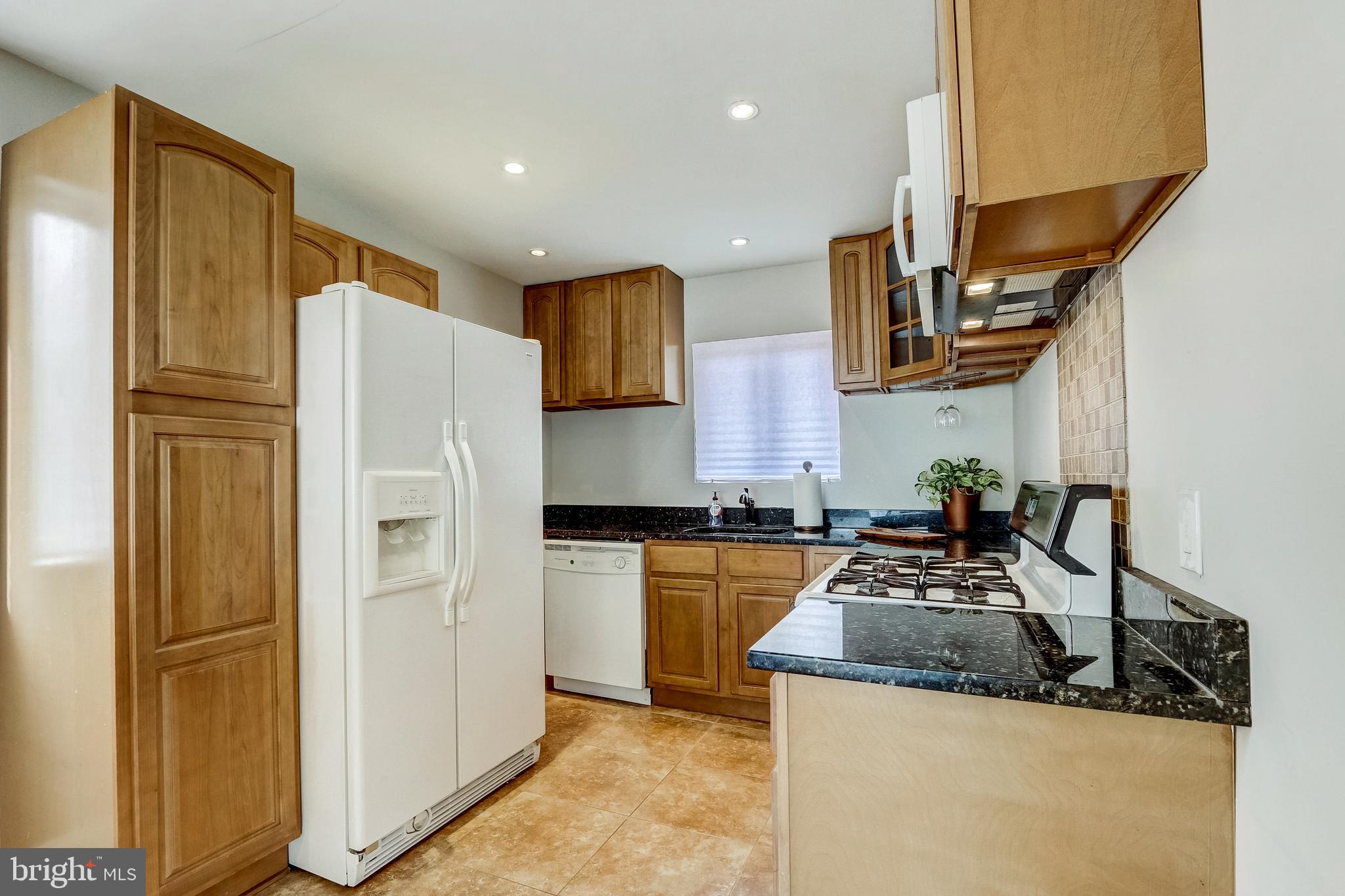 7615 Blue Grass Road Baltimore, MD 21237 - Photo 17 of 54