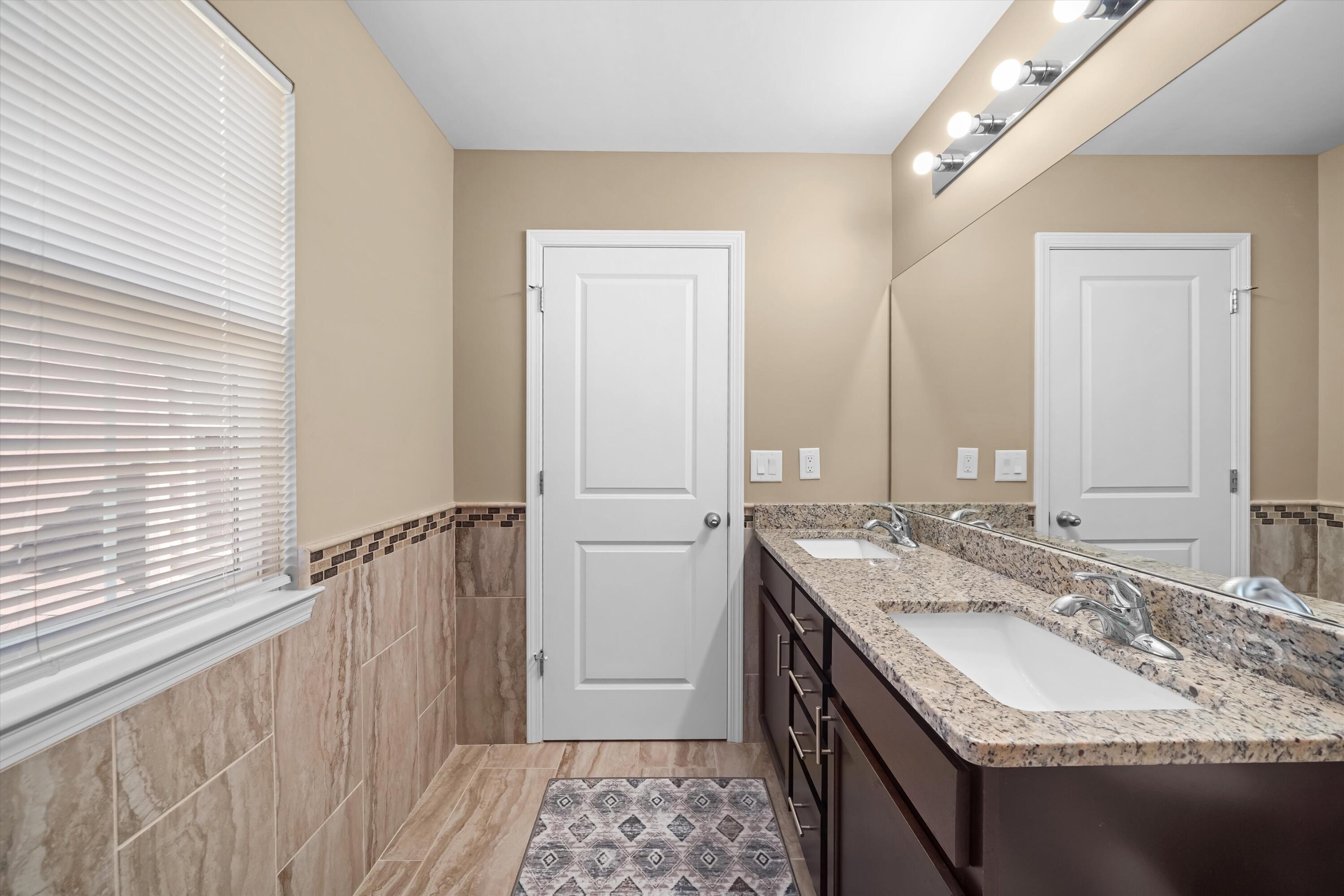 4132 Stone Post Road Newport, MI 48166 - Photo 34 of 45 41-DSC03184