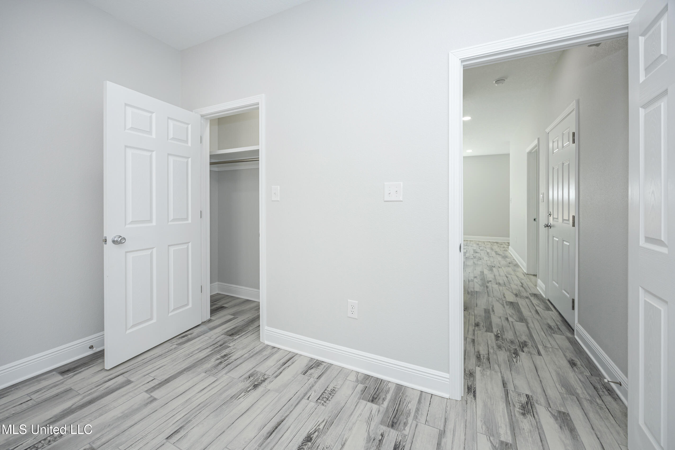 700 Peach Street Ocean Springs, MS 39564 - Photo 50 of 66 IMG_5005