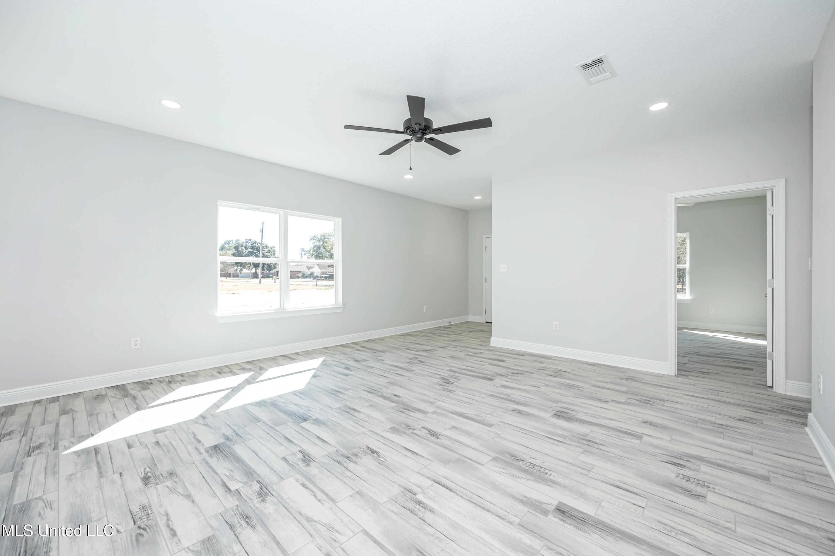 700 Peach Street Ocean Springs, MS 39564 - Photo 55 of 66 IMG_5012