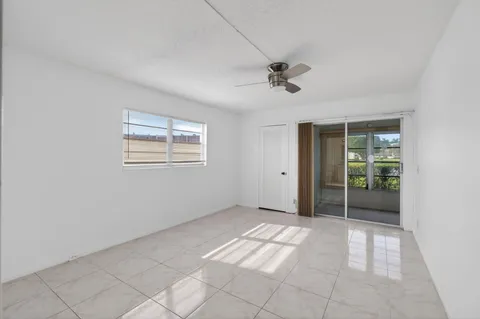 $195,000 | 1036 Hythe B, Unit B, Boca Raton, FL 33434