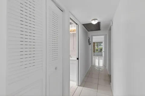 $195,000 | 1036 Hythe B, Unit B, Boca Raton, FL 33434
