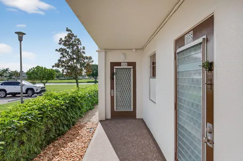 $195,000 | 1036 Hythe B, Unit B, Boca Raton, FL 33434