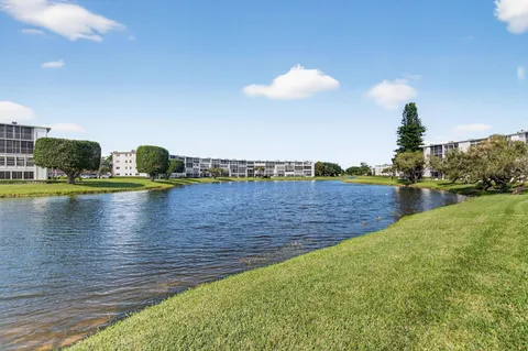 $195,000 | 1036 Hythe B, Unit B, Boca Raton, FL 33434