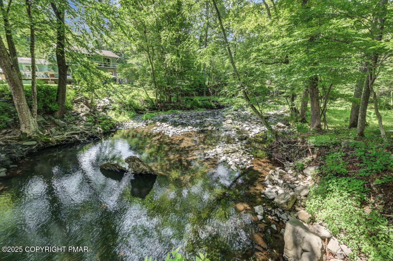 2146 Milford Road Bushkill, PA 18324 - Photo 4 of 54 2146 Milford Rd