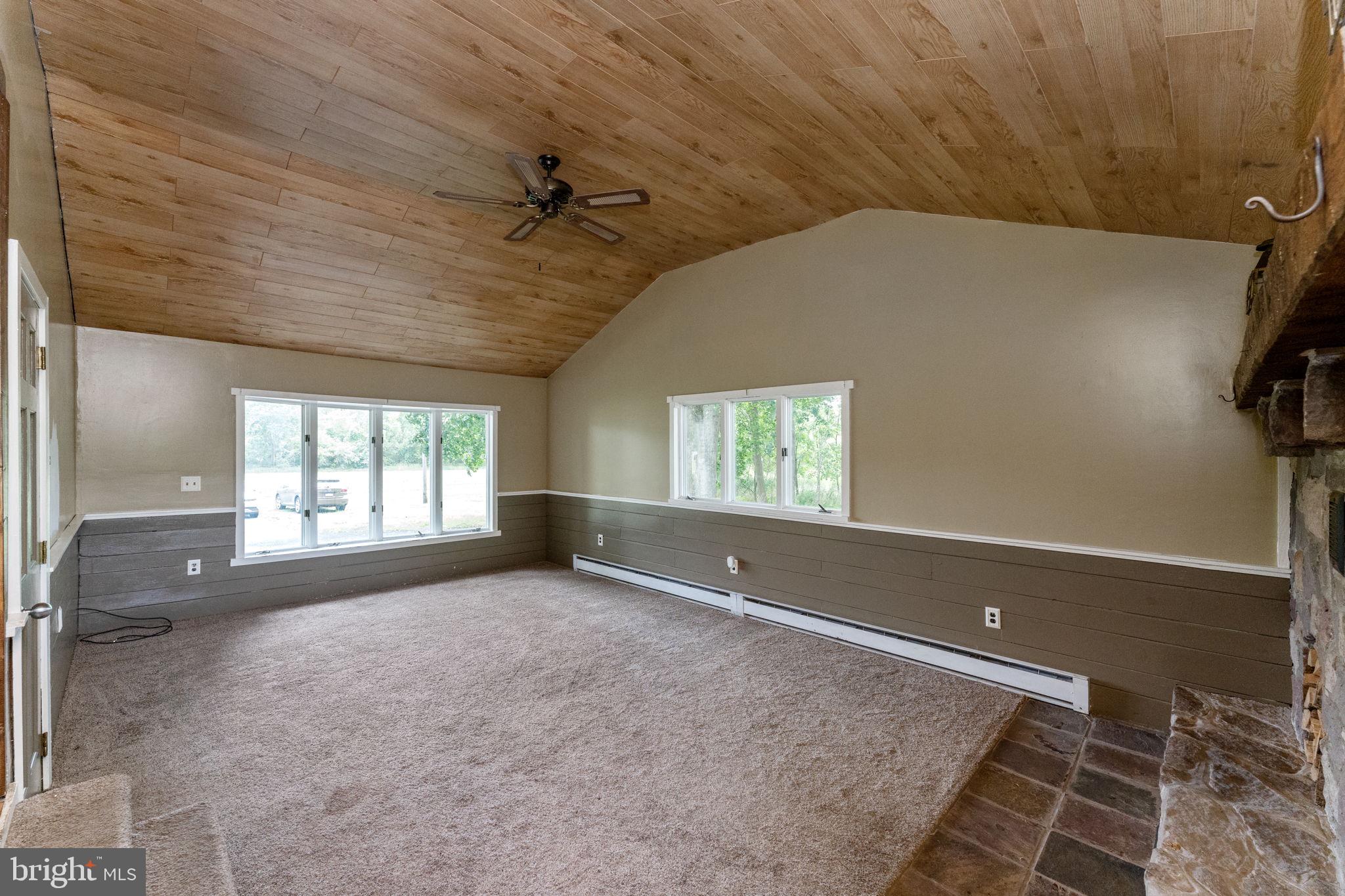 1618 Branch Road Perkasie, PA 18944 - Photo 15 of 32