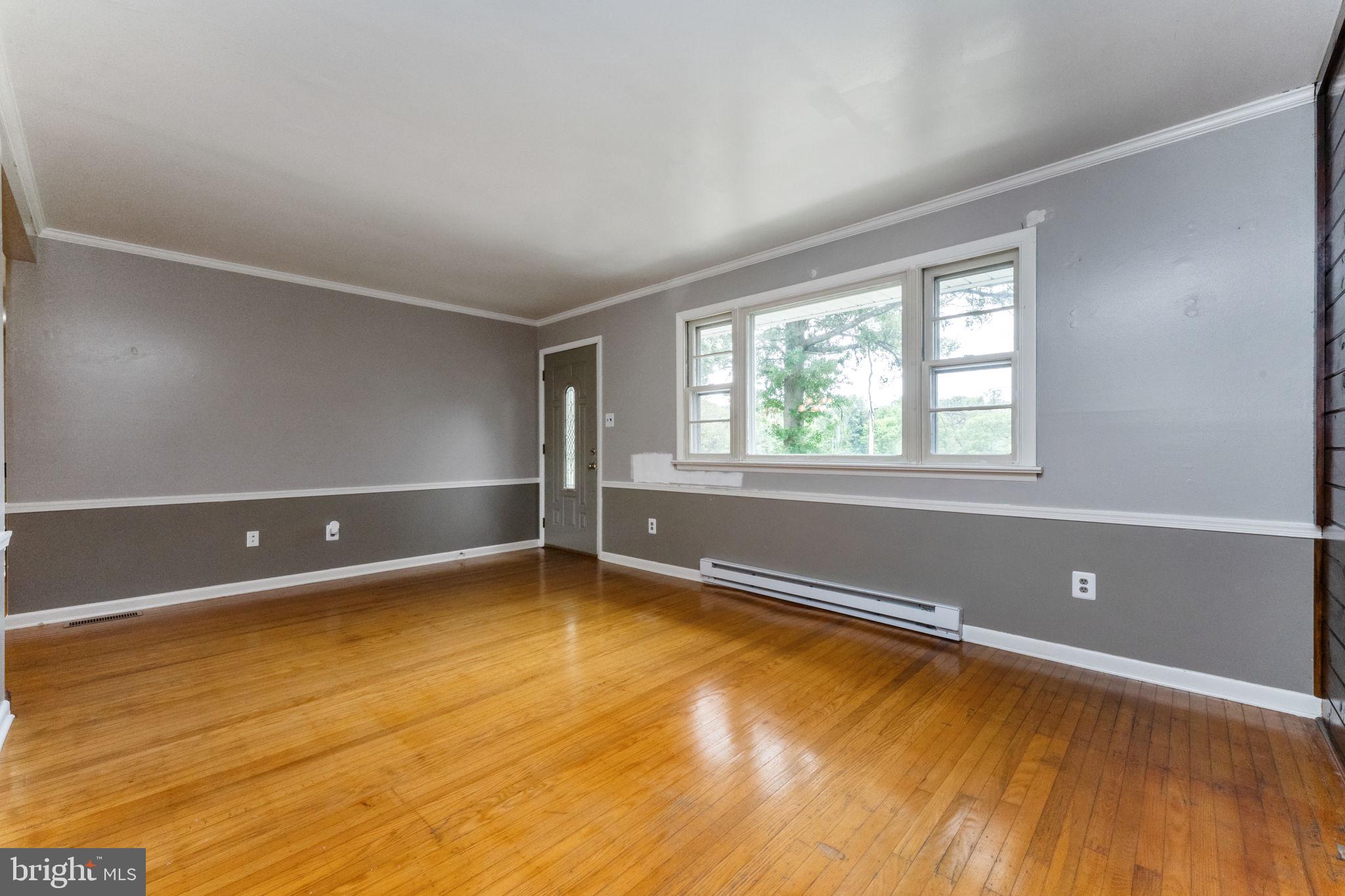 1618 Branch Road Perkasie, PA 18944 - Photo 5 of 32