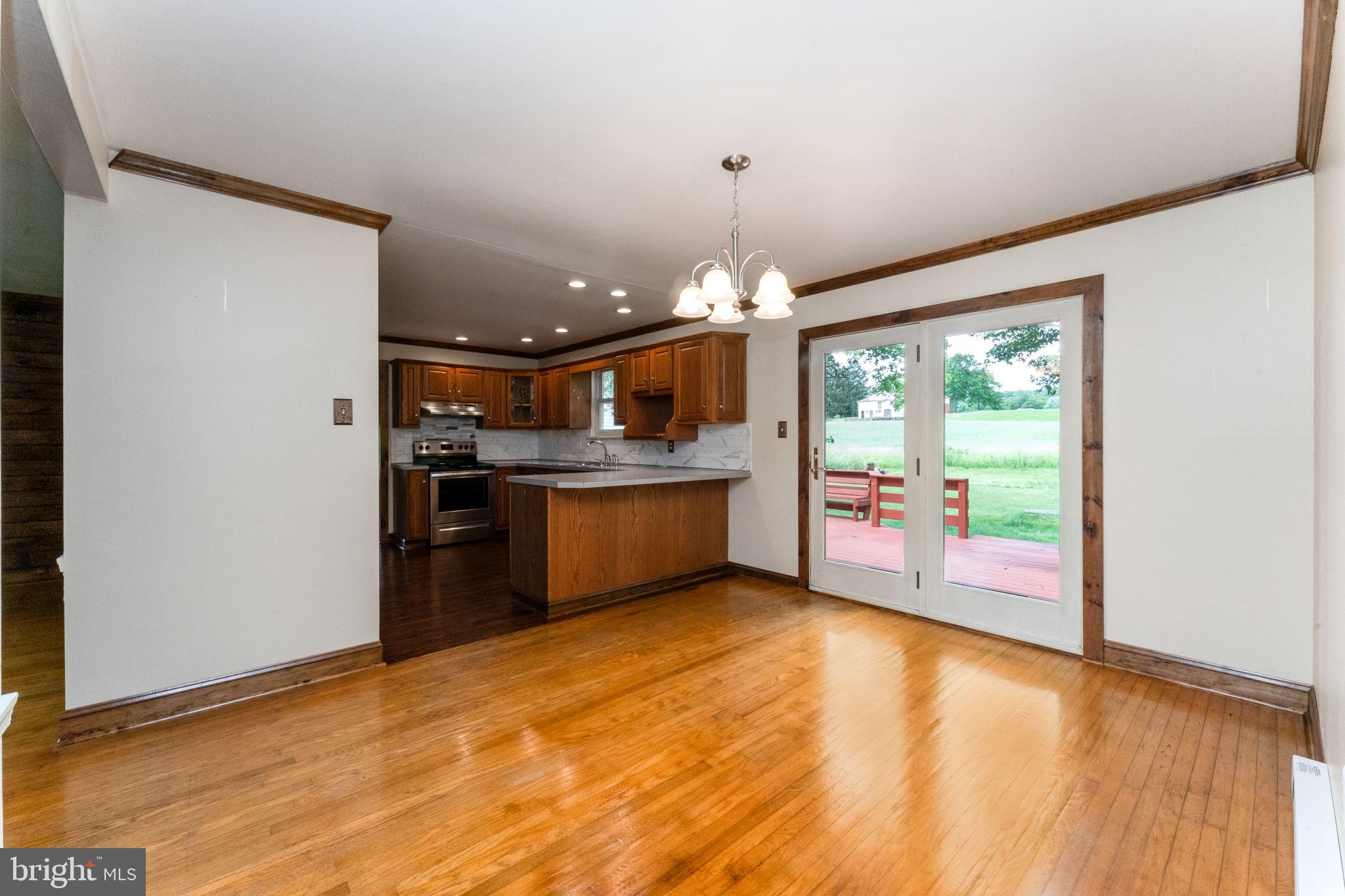 1618 Branch Road Perkasie, PA 18944 - Photo 8 of 32