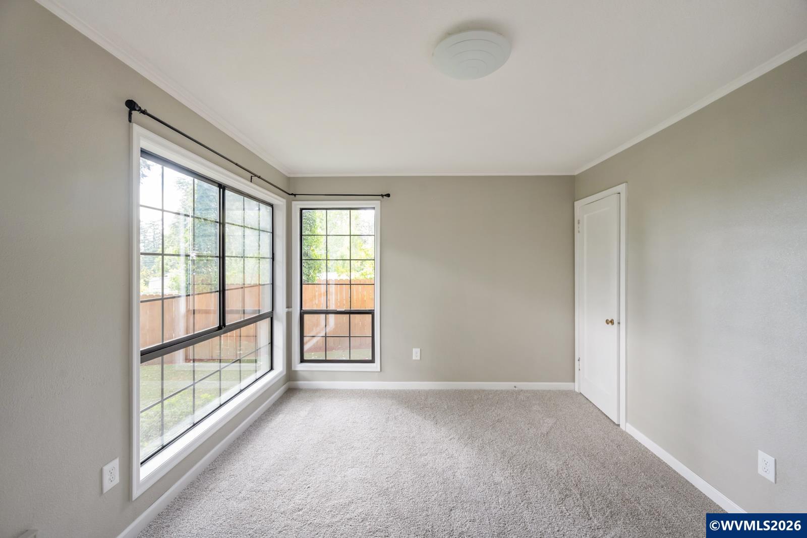10165 Southwest Walker Road Beaverton, OR 97005 - Photo 24 of 35