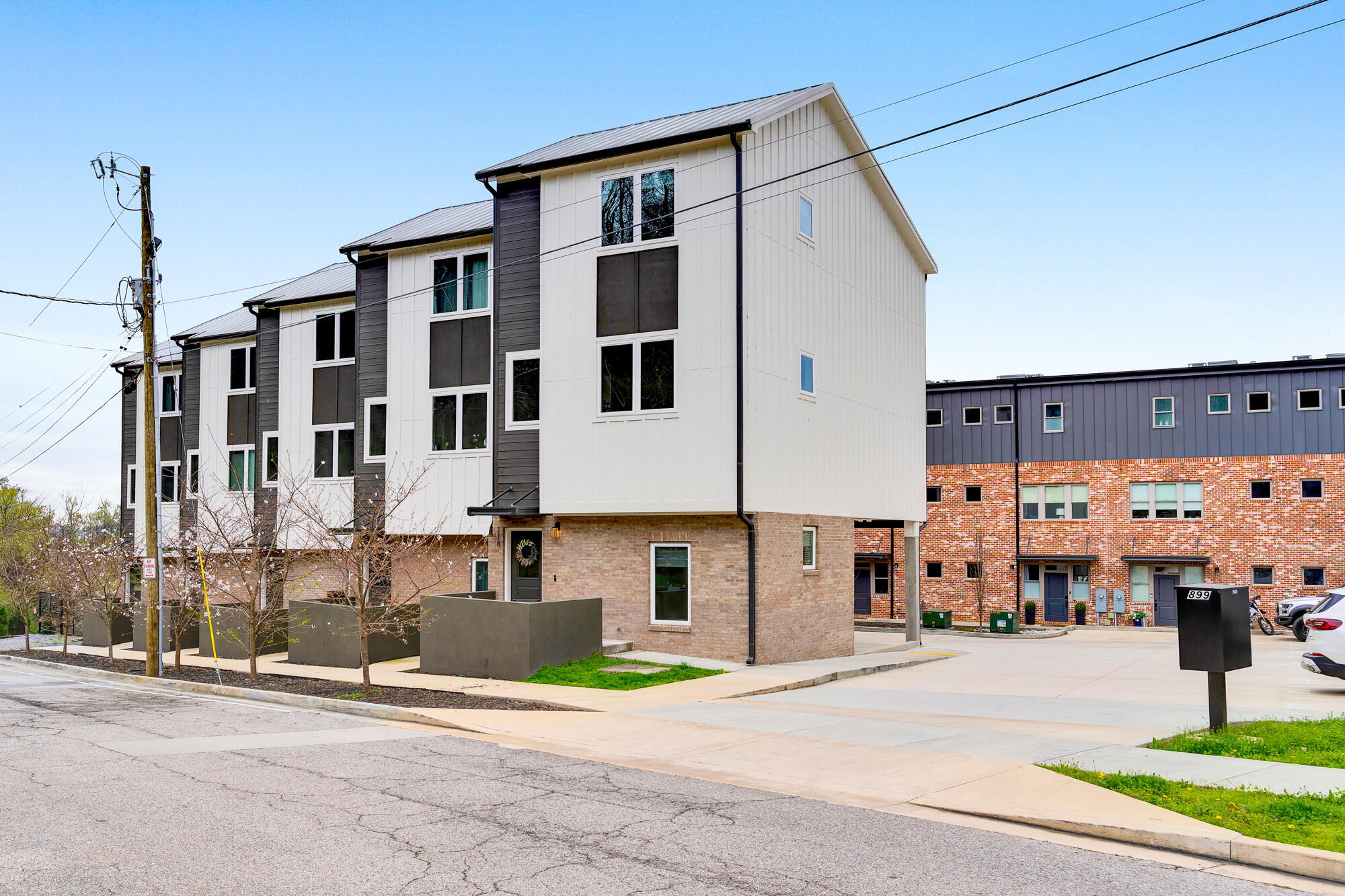 724 West Bell Ave Unit 118