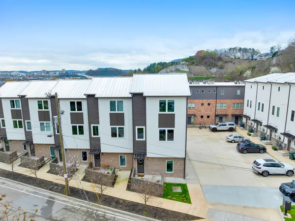 $489,500 | 724 West Bell Avenue, Unit 118, Chattanooga, TN 37405