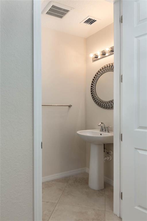 571 Southwest Glen Crest Way Stuart, FL 34997 - Photo 11 of 32