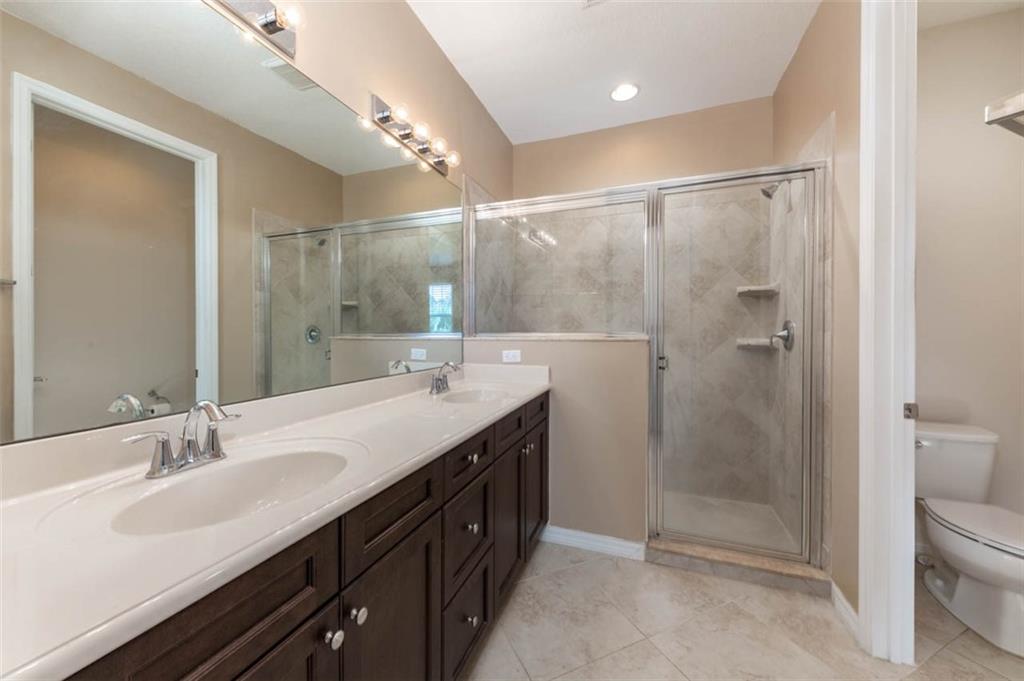 571 Southwest Glen Crest Way Stuart, FL 34997 - Photo 18 of 32