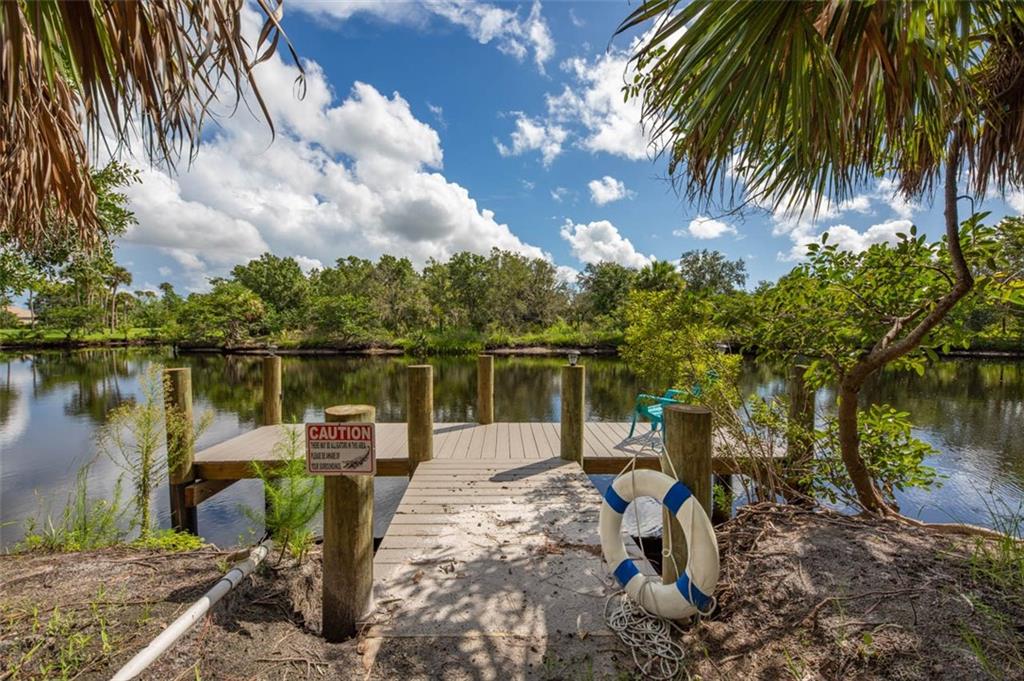 571 Southwest Glen Crest Way Stuart, FL 34997 - Photo 26 of 32