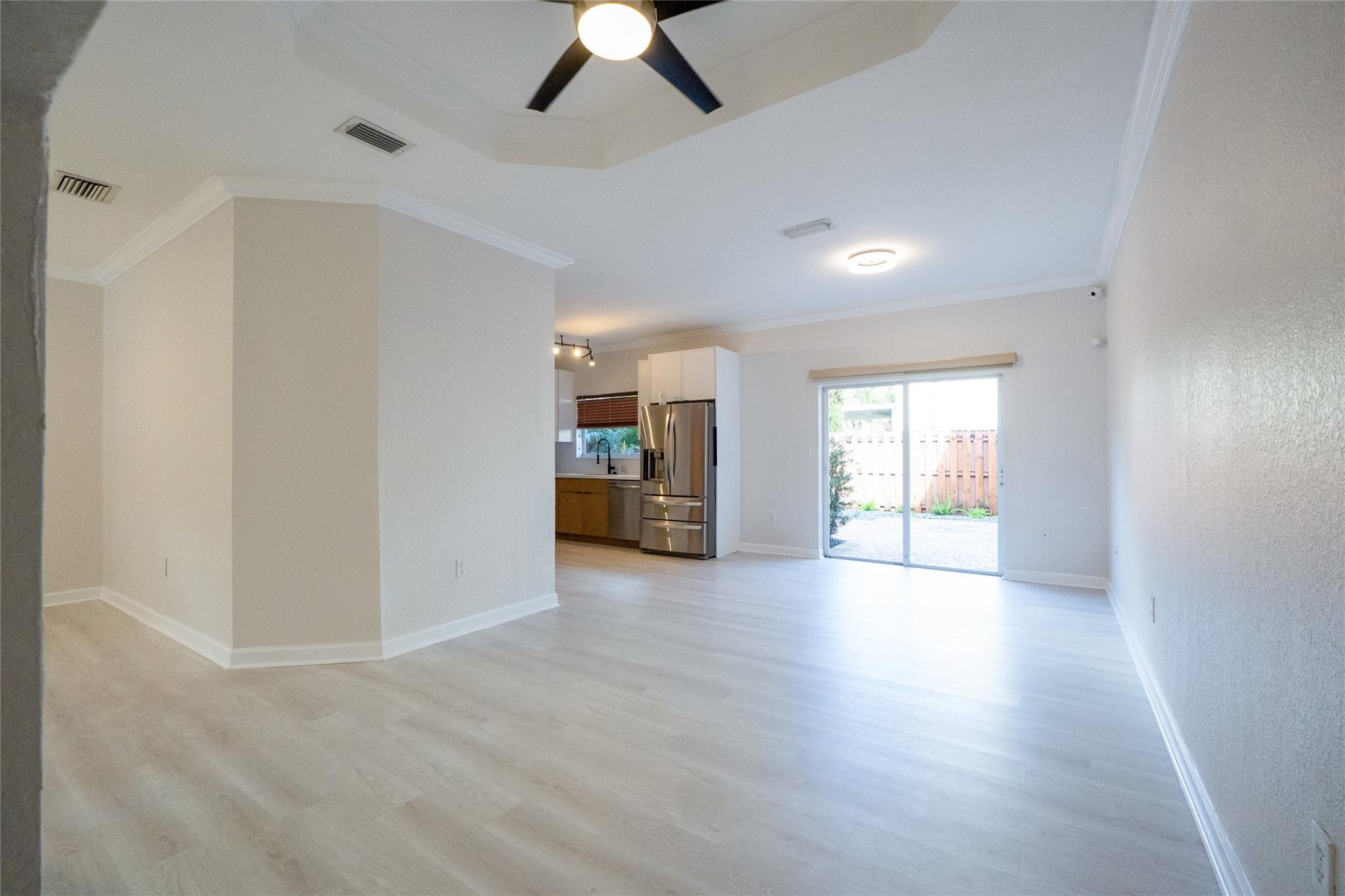 13519 Southwest 50th Court Miramar, FL 33027 - Photo 7 of 24 Photo 7